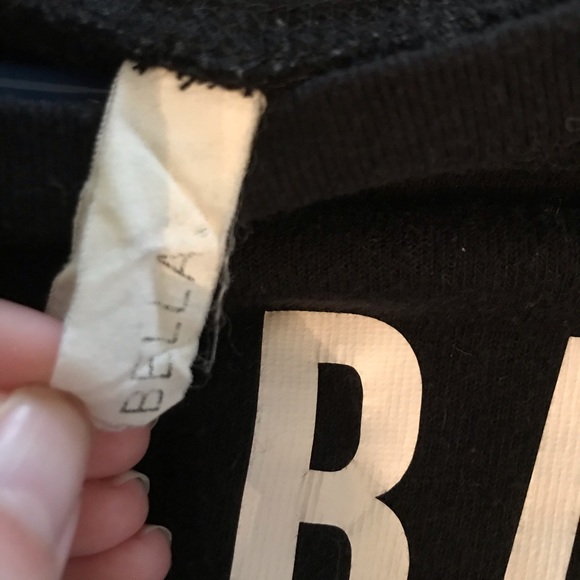 Statement Sweater ✨ - Picture 2 of 2